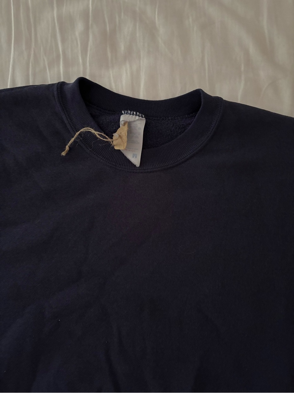 Vtg Classic Crewneck Sweatshirt in Navy Blue